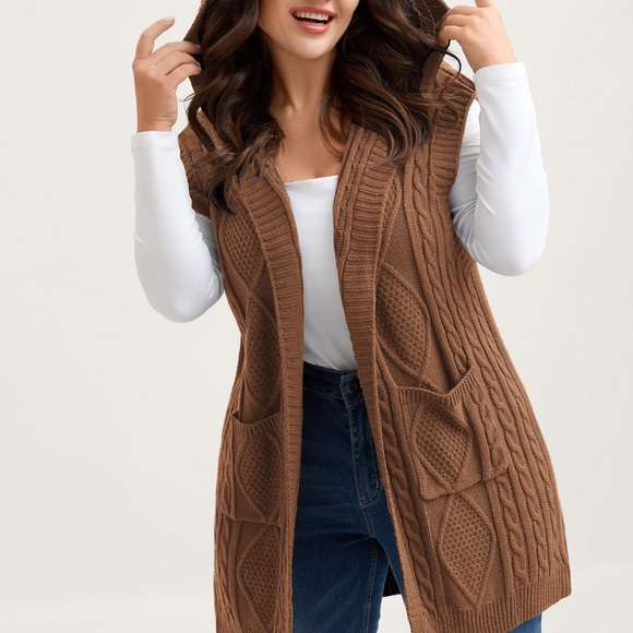NEW BloomChic The Willow Knit Hooded Vest - Picture 5 of 7